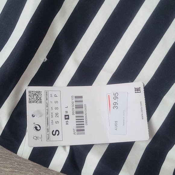 Zara basic short - Picture 2 of 2